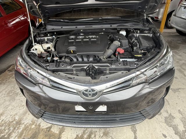 TOYOTA豐田 ALTIS  第3張相片