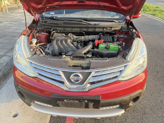 NISSAN日產 LIVINA  第6張相片