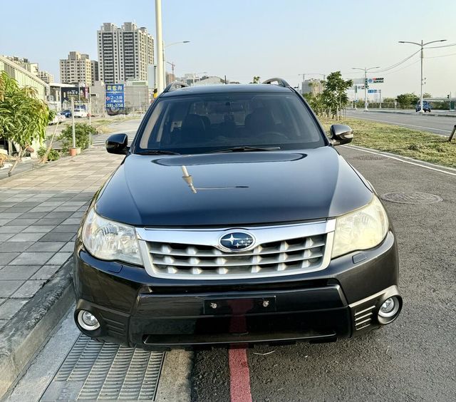 SUBARU速霸陸 FORESTER  第2張相片