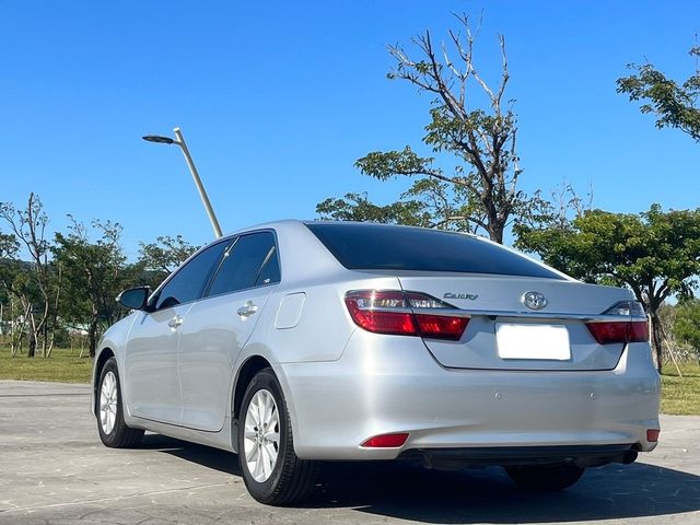 TOYOTA豐田 CAMRY  第2張相片