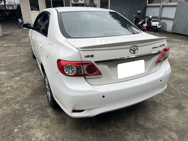 TOYOTA豐田 ALTIS  第7張相片