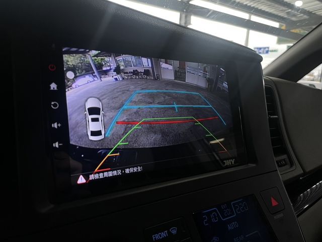 TOYOTA豐田 SIENNA  第13張相片