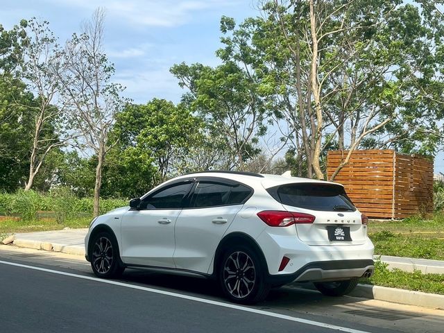 FORD福特 ACTIVA  第2張相片
