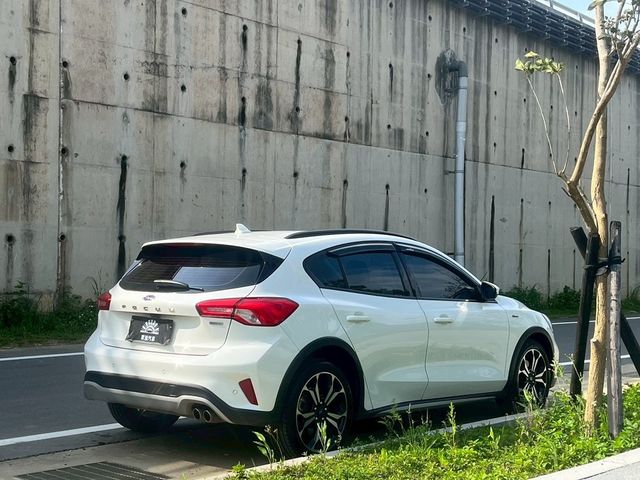 FORD福特 ACTIVA  第3張相片