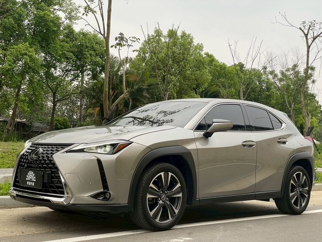 LEXUS凌志 UX200  第1張相片