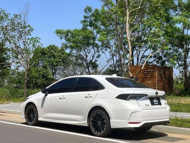 TOYOTA豐田 ALTIS  第4張相片