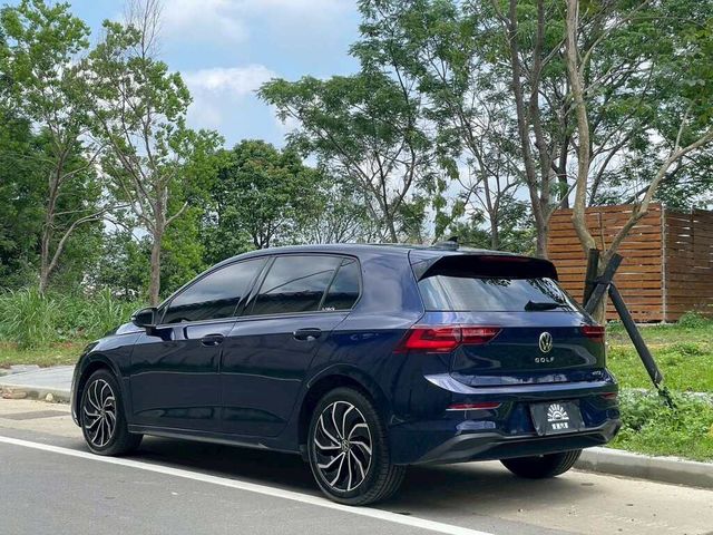 VOLKSWAGEN福斯 GOLF  第4張相片