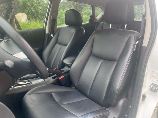 NISSAN日產 TIIDA  第6張相片