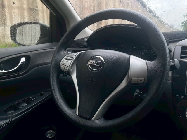 NISSAN日產 TIIDA  第8張相片