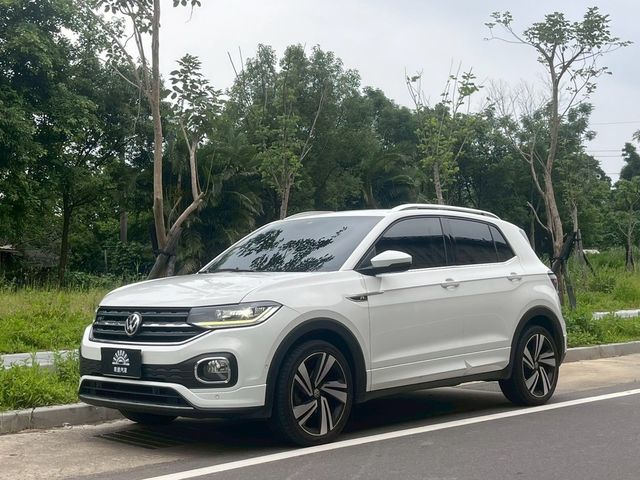 VOLKSWAGEN福斯 T-CROSS  第1張相片