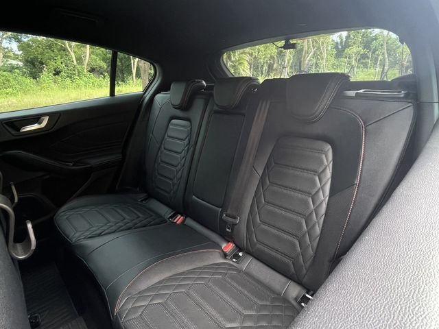 FORD福特 FOCUS ST  第6張相片