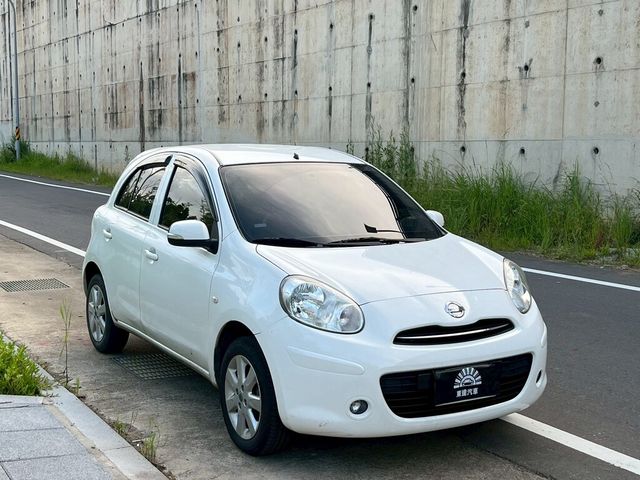 NISSAN日產 MARCH  第2張相片