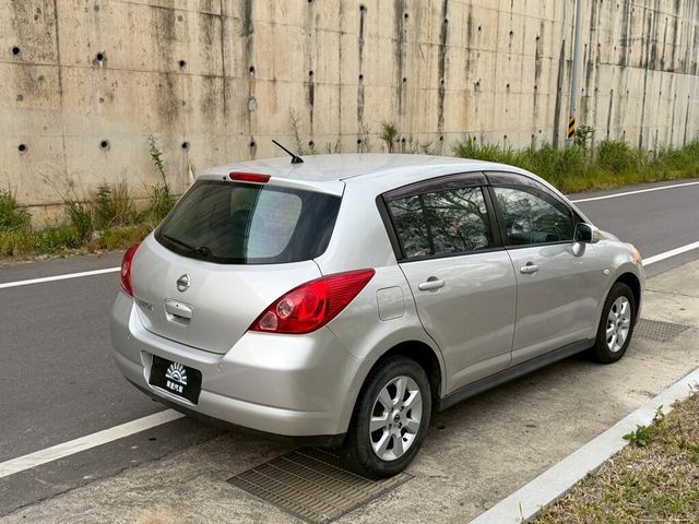 NISSAN日產 TIIDA  第4張相片