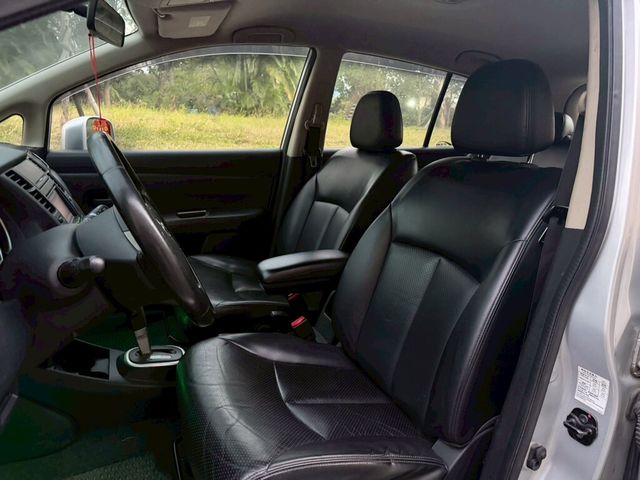 NISSAN日產 TIIDA  第5張相片