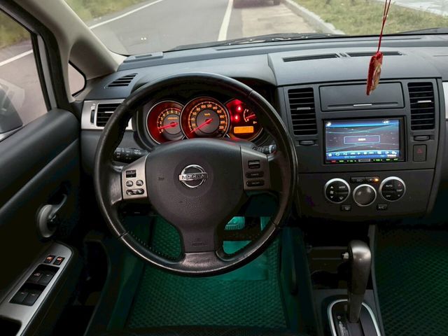 NISSAN日產 TIIDA  第8張相片