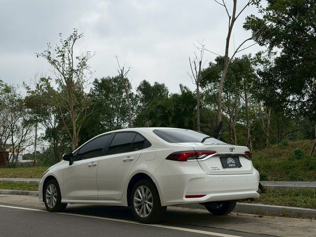 TOYOTA豐田 ALTIS  第4張相片