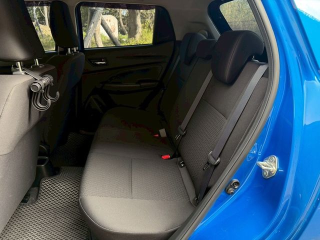 SUZUKI鈴木 SWIFT  第6張相片
