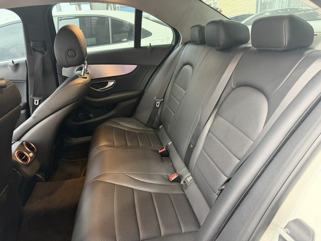 M-BENZ賓士 C200  第6張相片