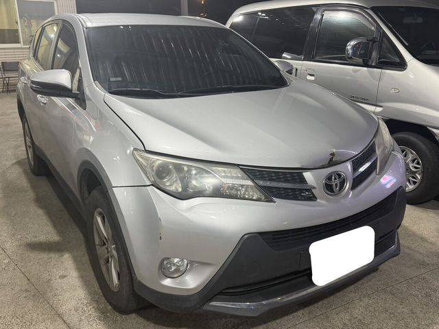 TOYOTA豐田 RAV4  第2張相片