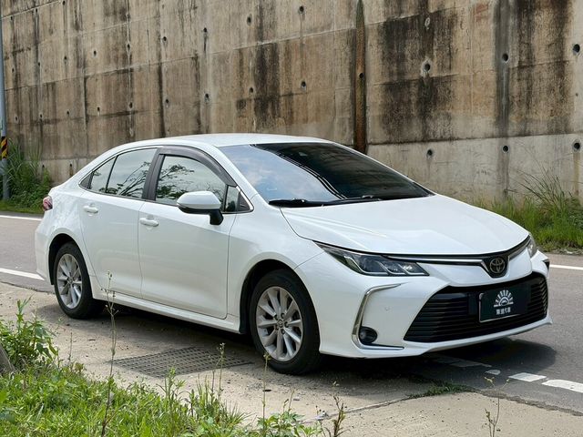 TOYOTA豐田 ALTIS  第4張相片