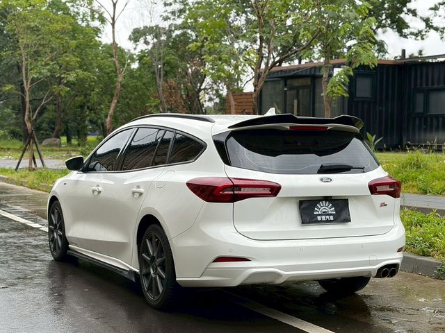 FORD福特 FOCUS WAGON  第2張相片