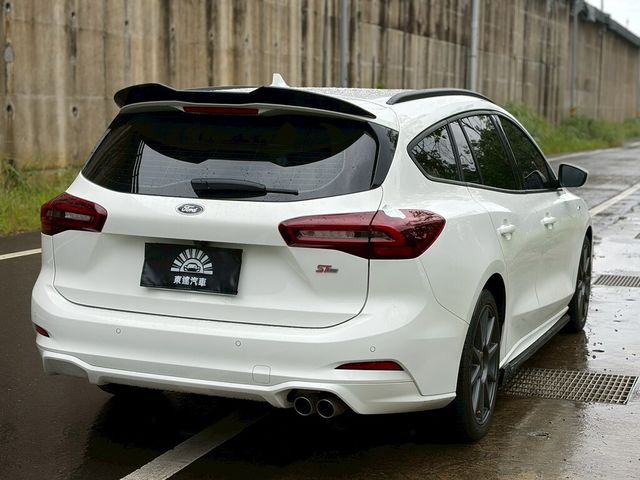 FORD福特 FOCUS WAGON  第4張相片