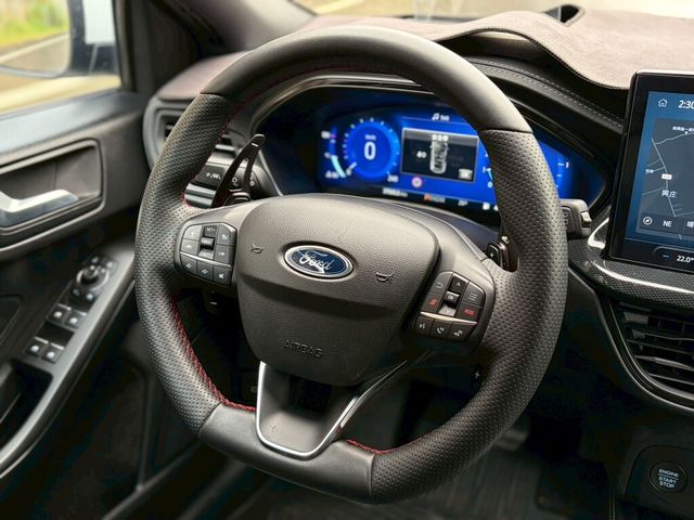 FORD福特 FOCUS WAGON  第9張相片