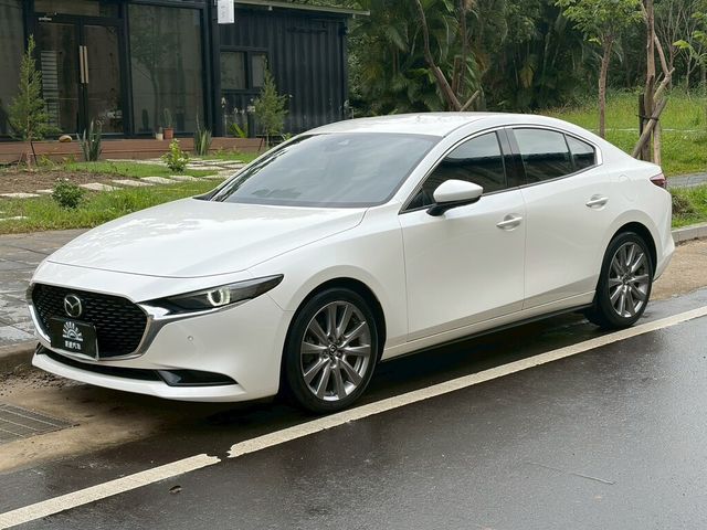MAZDA馬自達 MAZDA 3  第1張相片