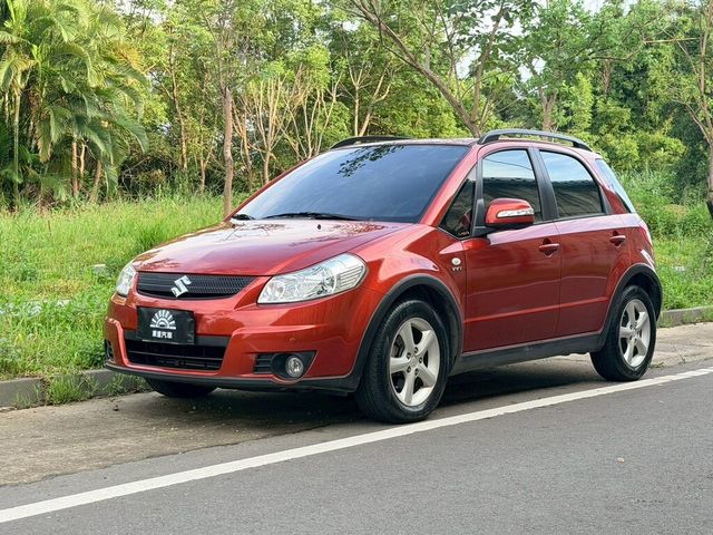 SUZUKI鈴木 SX4  第1張相片