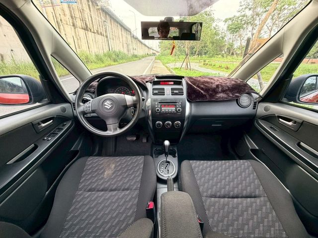 SUZUKI鈴木 SX4  第6張相片