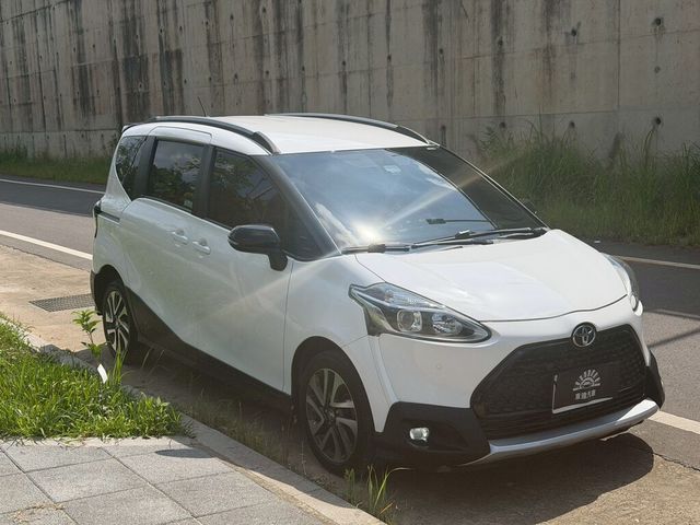 TOYOTA豐田 SIENTA  第2張相片
