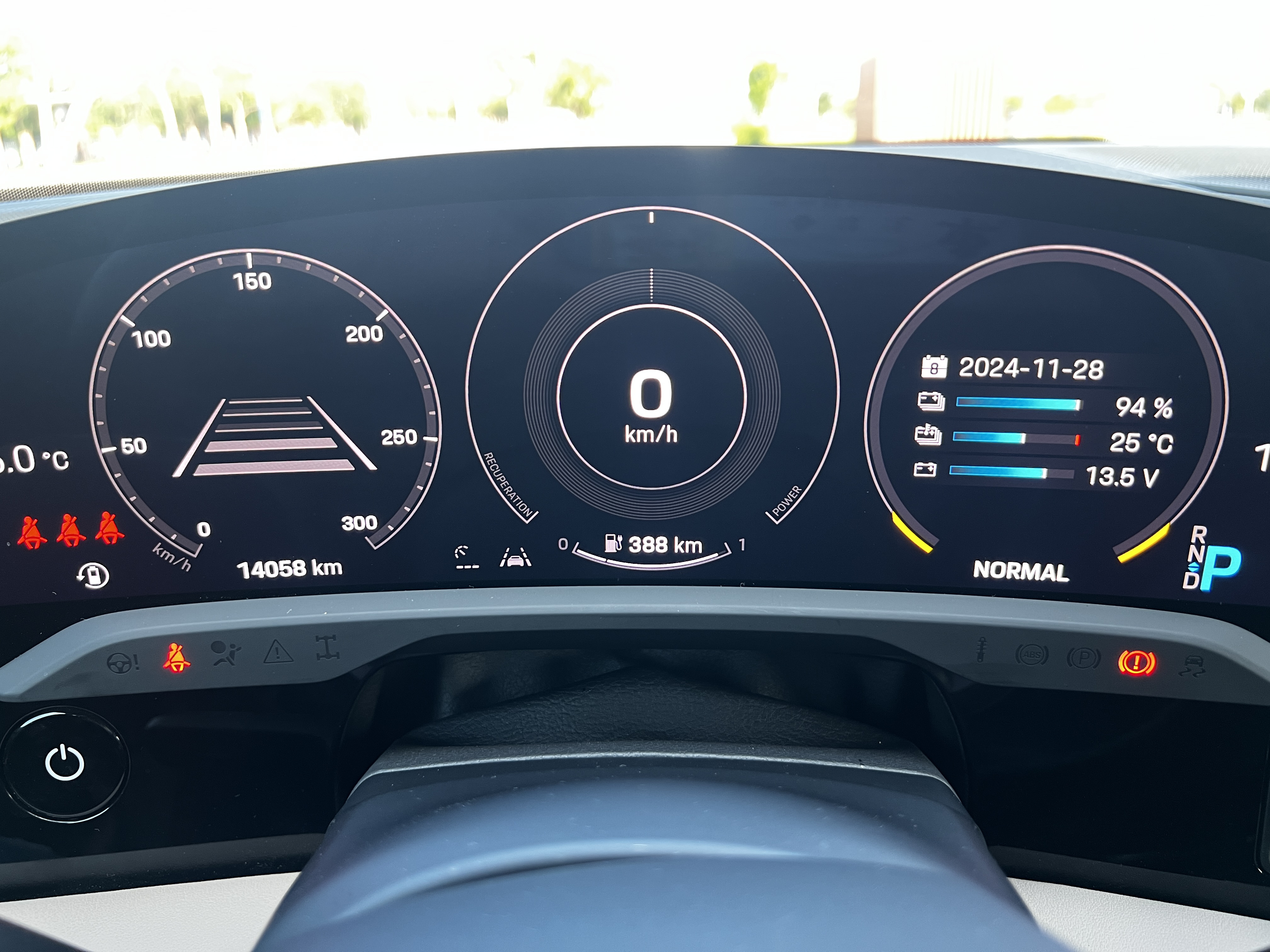 台中-實車實價<合信汽車>2023年 總代理 PORSCHE Taycan 4 Cross Turismo 一手美車 原鈑件 原廠保固中  實跑1.4萬 全車犀牛皮  第14張相片