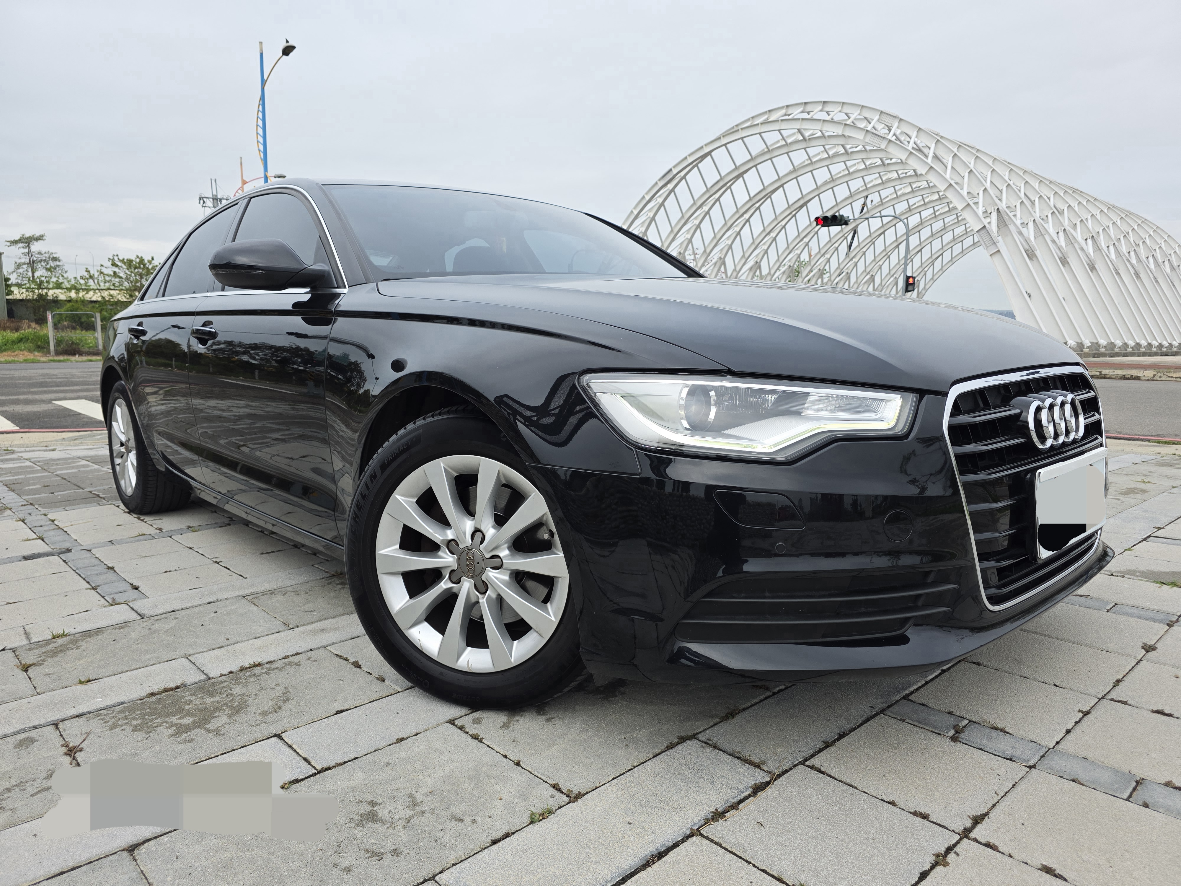 台中-實車實價<合信汽車>2014年 AUDI A6 Sedan 35TDI 2.0T柴油 一手美車 可認證 低里程實跑12.3萬 盲點、Keyless免鑰匙系統、天窗、雙前坐電動椅（駕駛座含記憶功能）、定速系統、換檔撥片、電子手煞車  第2張相片