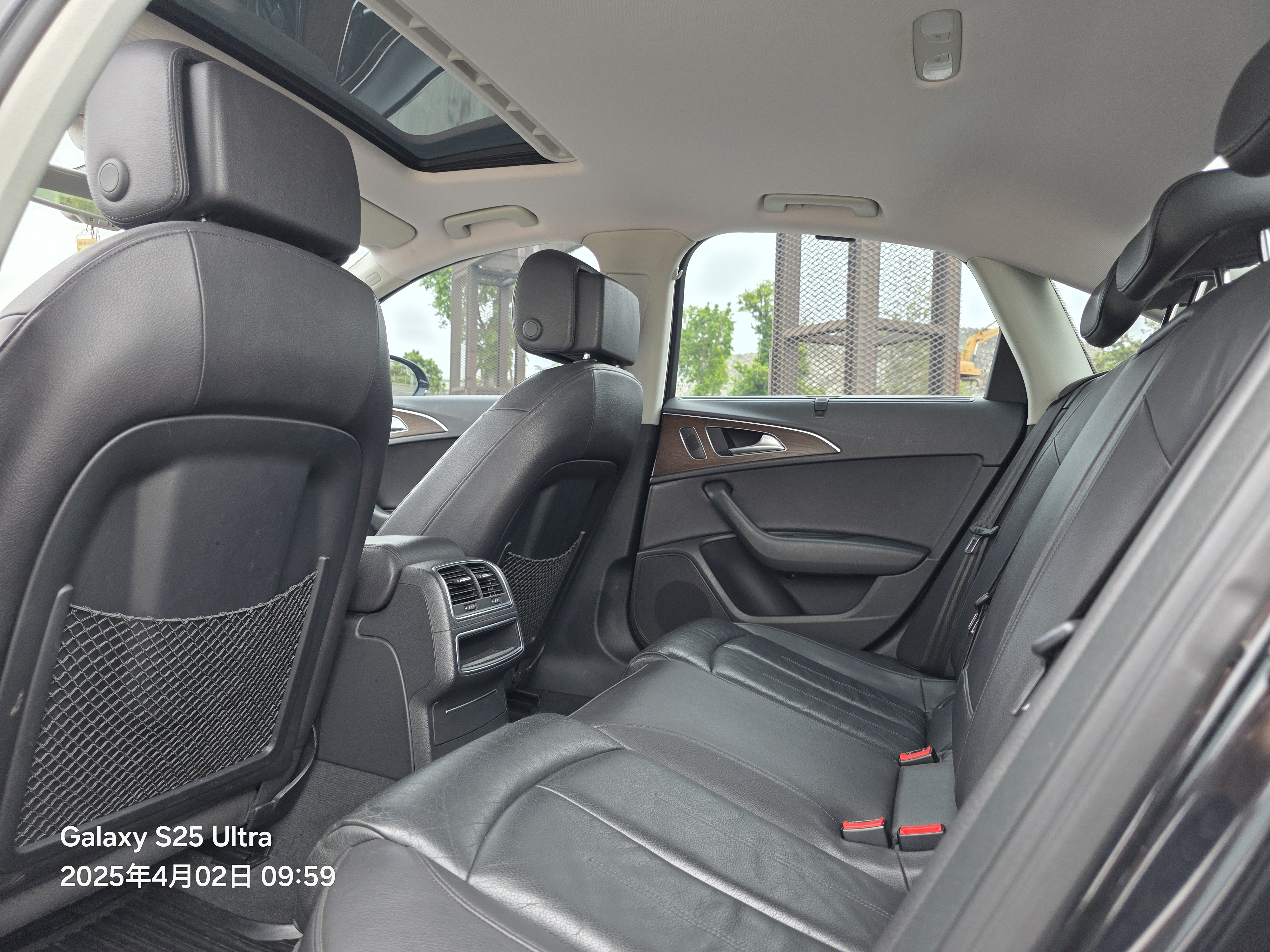 台中-實車實價<合信汽車>2014年 AUDI A6 Sedan 35TDI 2.0T柴油 一手美車 可認證 低里程實跑12.3萬 盲點、Keyless免鑰匙系統、天窗、雙前坐電動椅（駕駛座含記憶功能）、定速系統、換檔撥片、電子手煞車  第18張相片