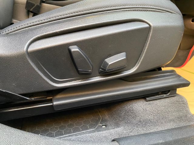 BMW寶馬 X1  第12張相片