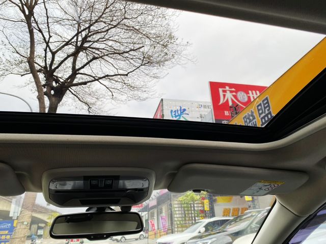 SUBARU速霸陸 IMPREZA  第6張相片