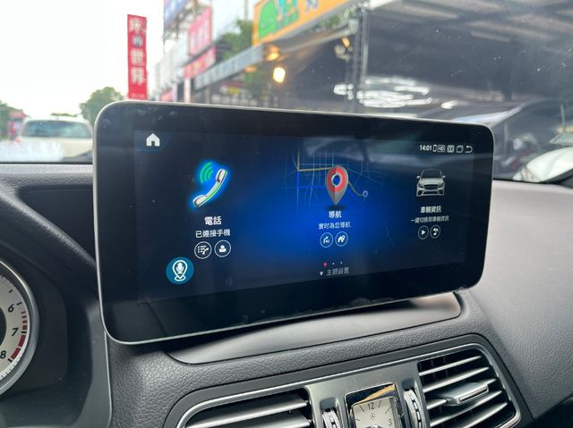 M-BENZ賓士 E200  第10張相片