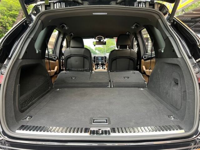 PORSCHE保時捷 CAYENNE  第15張相片