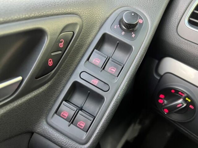 VOLKSWAGEN福斯 GOLF  第9張相片