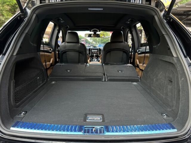 PORSCHE保時捷 CAYENNE  第16張相片