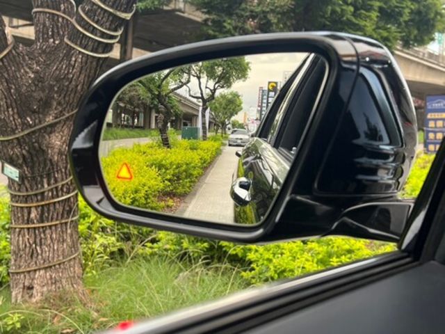 M-BENZ賓士 S400 LWB  第7張相片