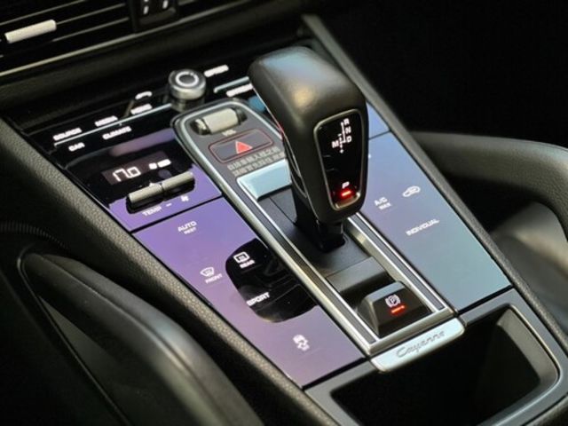 PORSCHE保時捷 CAYENNE  第9張相片