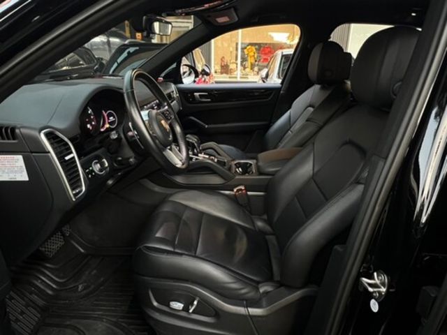 PORSCHE保時捷 CAYENNE  第10張相片