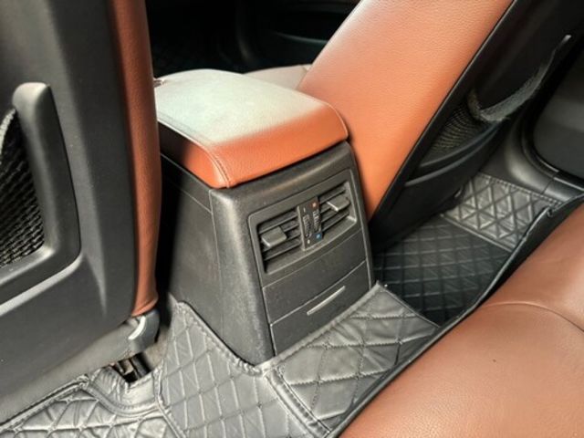 BMW寶馬 328XI  第15張相片