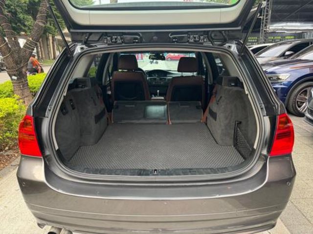 BMW寶馬 328XI  第19張相片