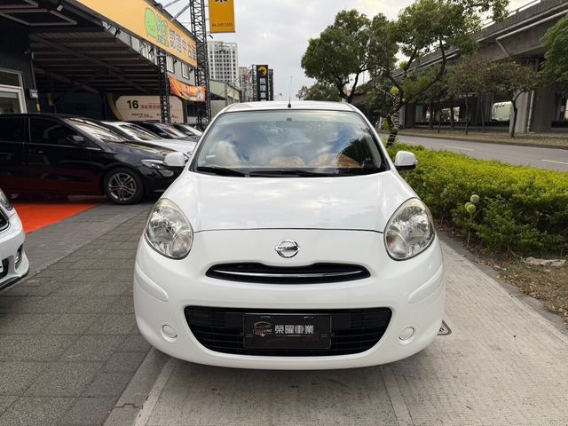 NISSAN日產 MARCH  第2張相片