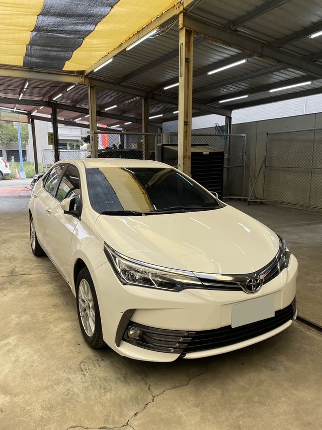 TOYOTA豐田 ALTIS  第1張相片
