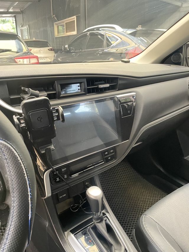 TOYOTA豐田 ALTIS  第6張相片