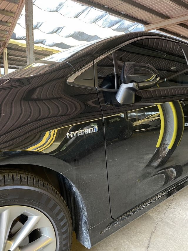 TOYOTA豐田 COROLLA ALTIS HYBRID  第2張相片