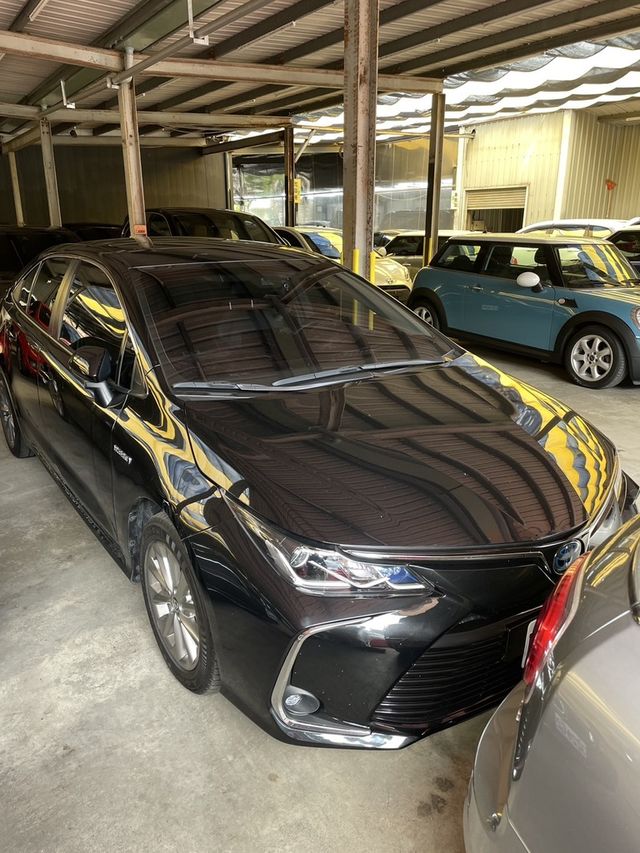 TOYOTA豐田 COROLLA ALTIS HYBRID  第3張相片